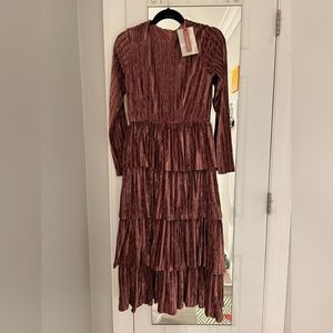 Jessa Kae velvet tiered dress